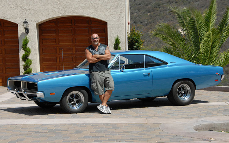 Photo of Bill Goldberg  - car
